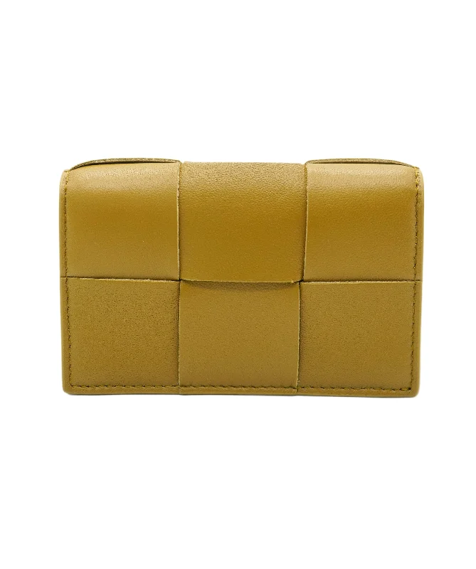 Bottega Veneta Gold Wallet  AVL1515